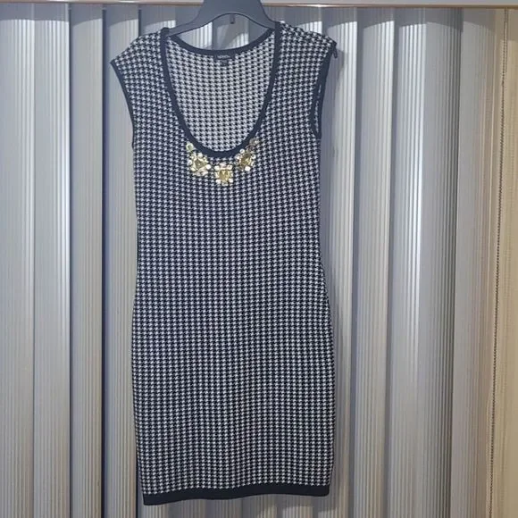 Xoxo - Picture 1 of 4